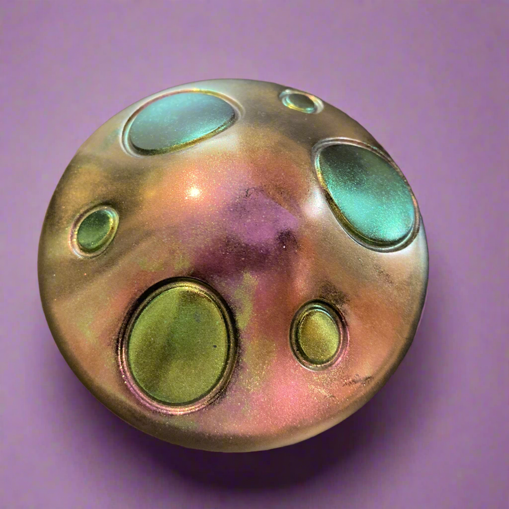 Trinket box, mushroom, chameleon green, fantasy, magical