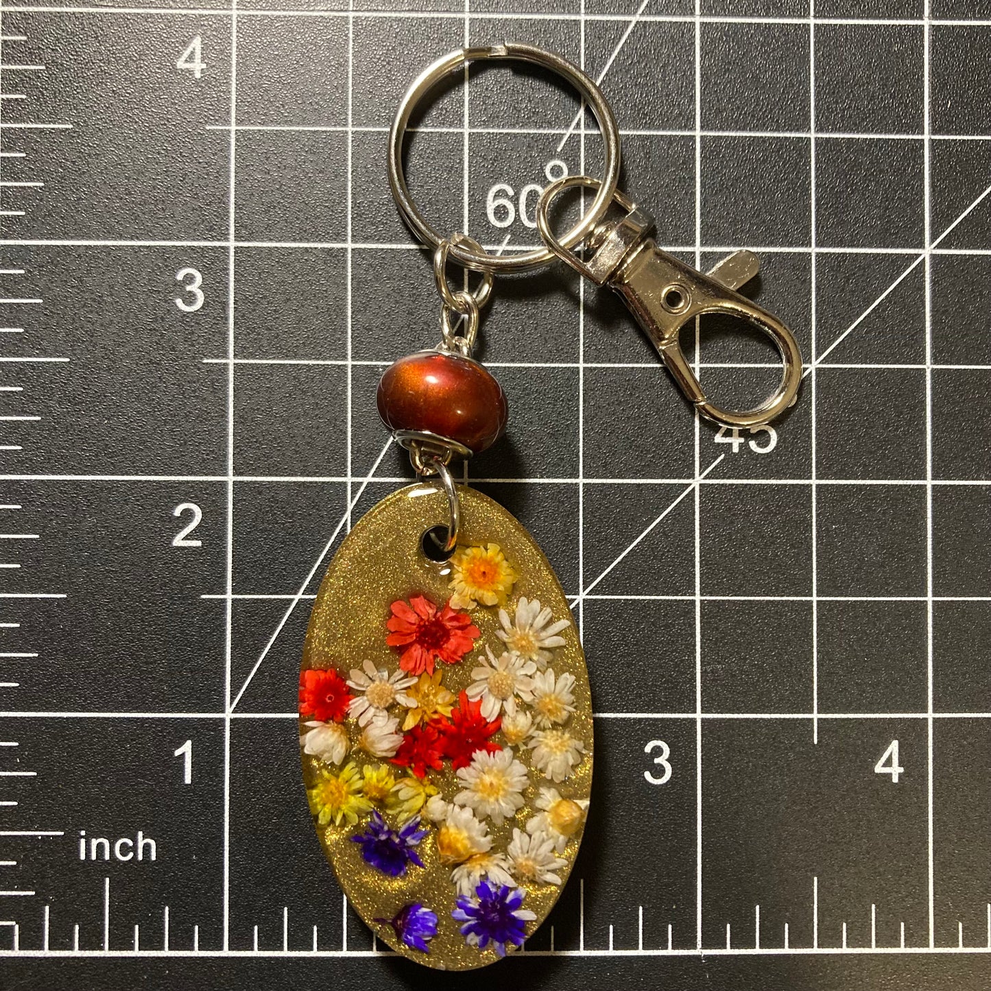 Keychain/bag charm, small real flowers