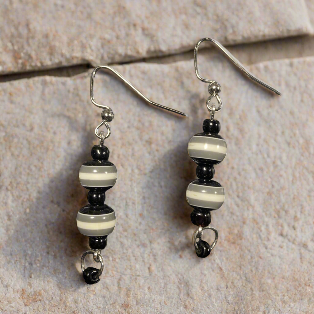 Beaded dangle earrings with black, white and gray stripes
