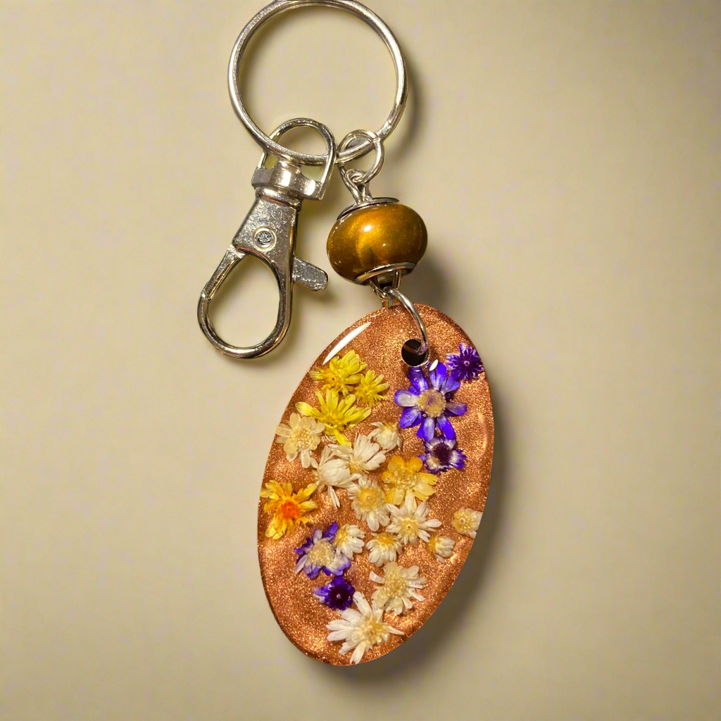 Keychain/bag charm, small real flowers