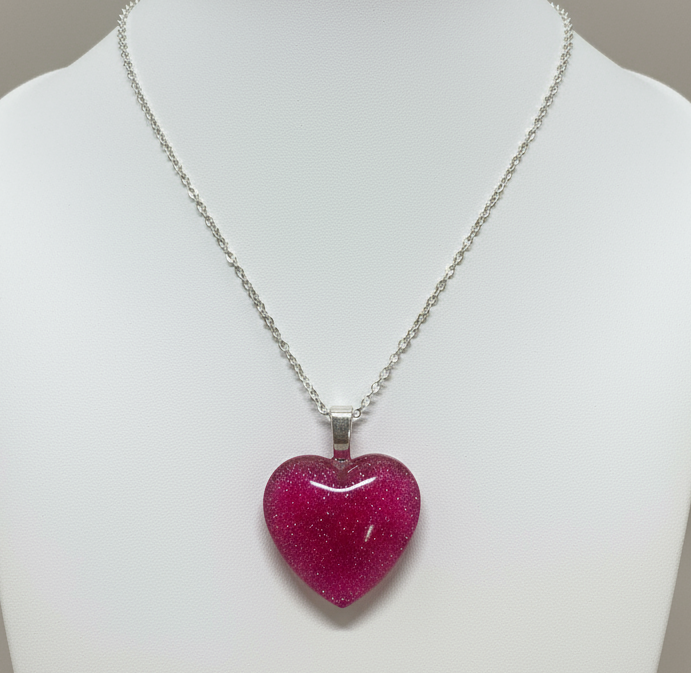 Heart pendant, red