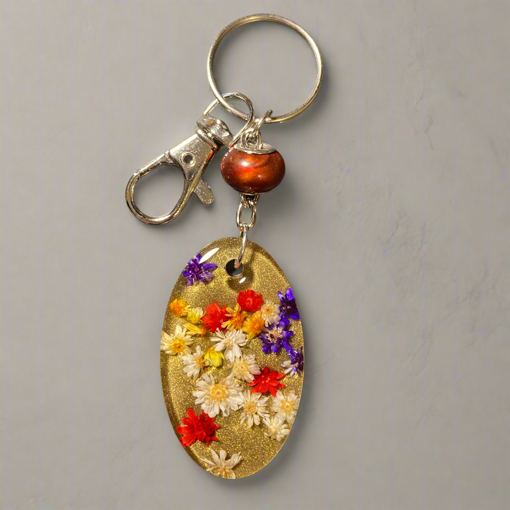 Keychain/bag charm, small real flowers