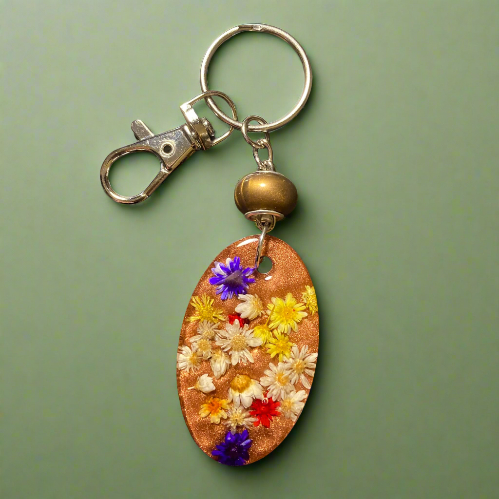 Keychain/bag charm, small real flowers
