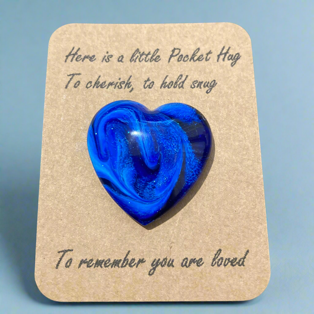 Pocket Hugs, blue