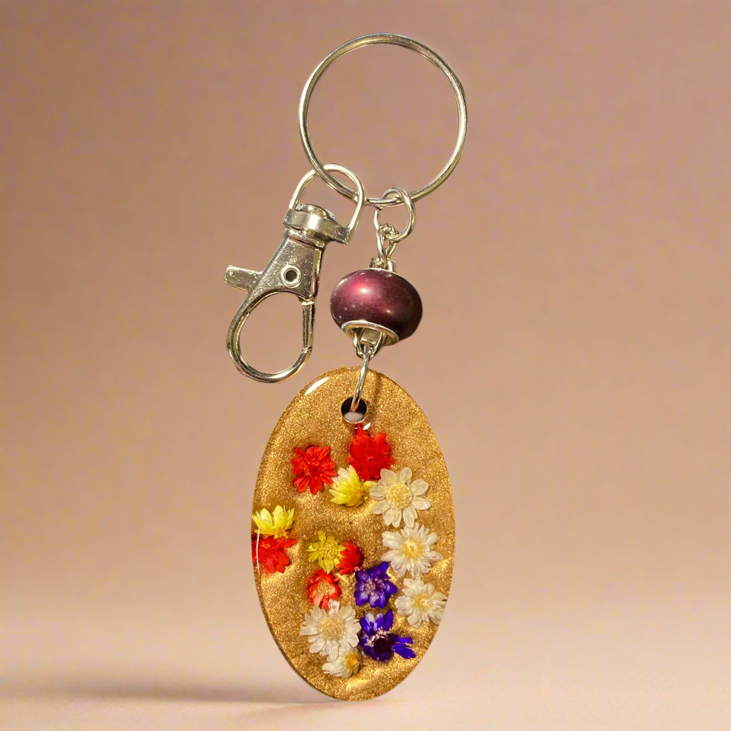 Keychain/bag charm, small real flowers