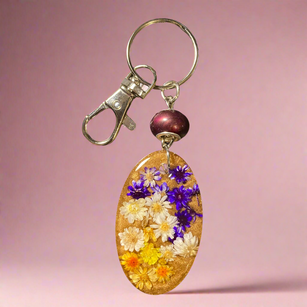 Keychain/bag charm, small real flowers