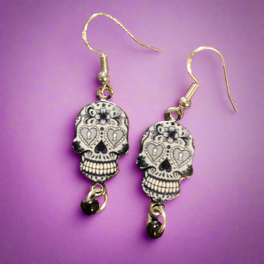 Sugar skulls earrings with black bead