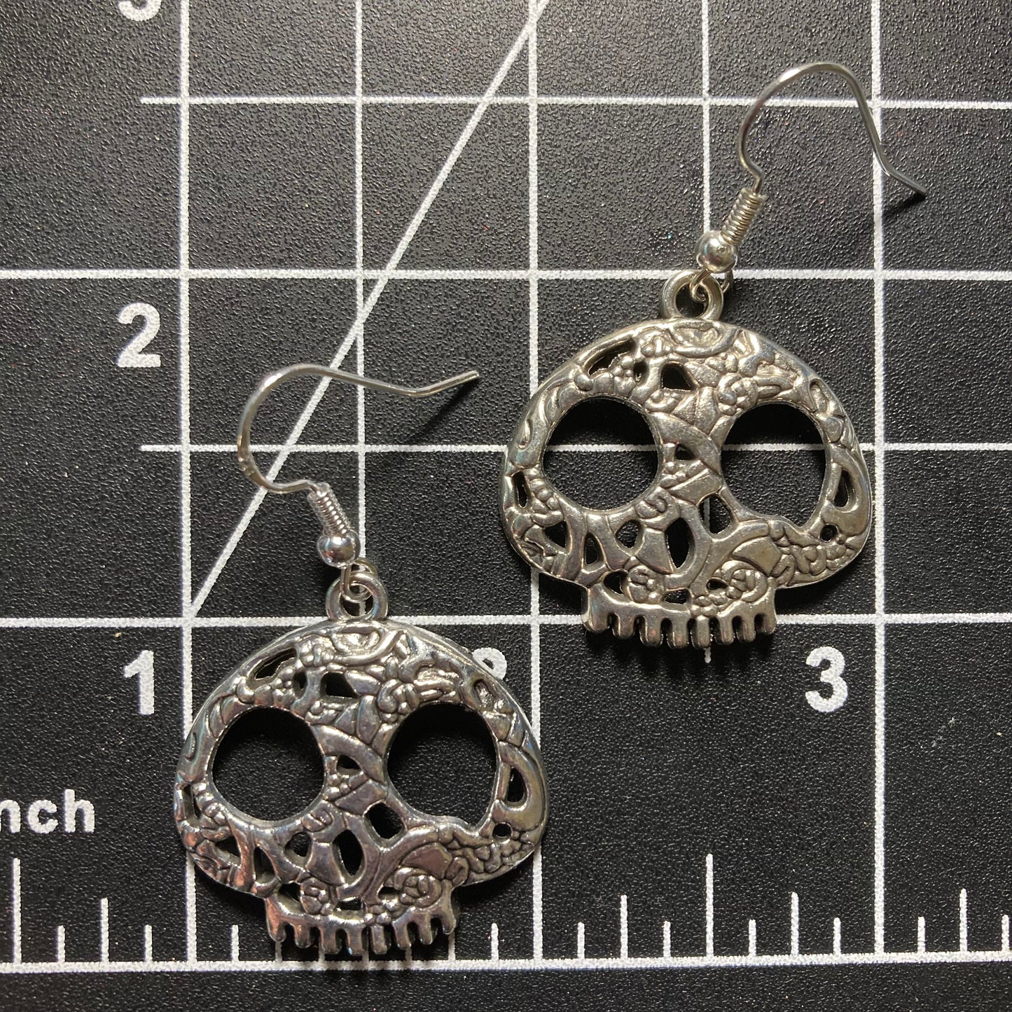 Skull Earrings, upper jaw