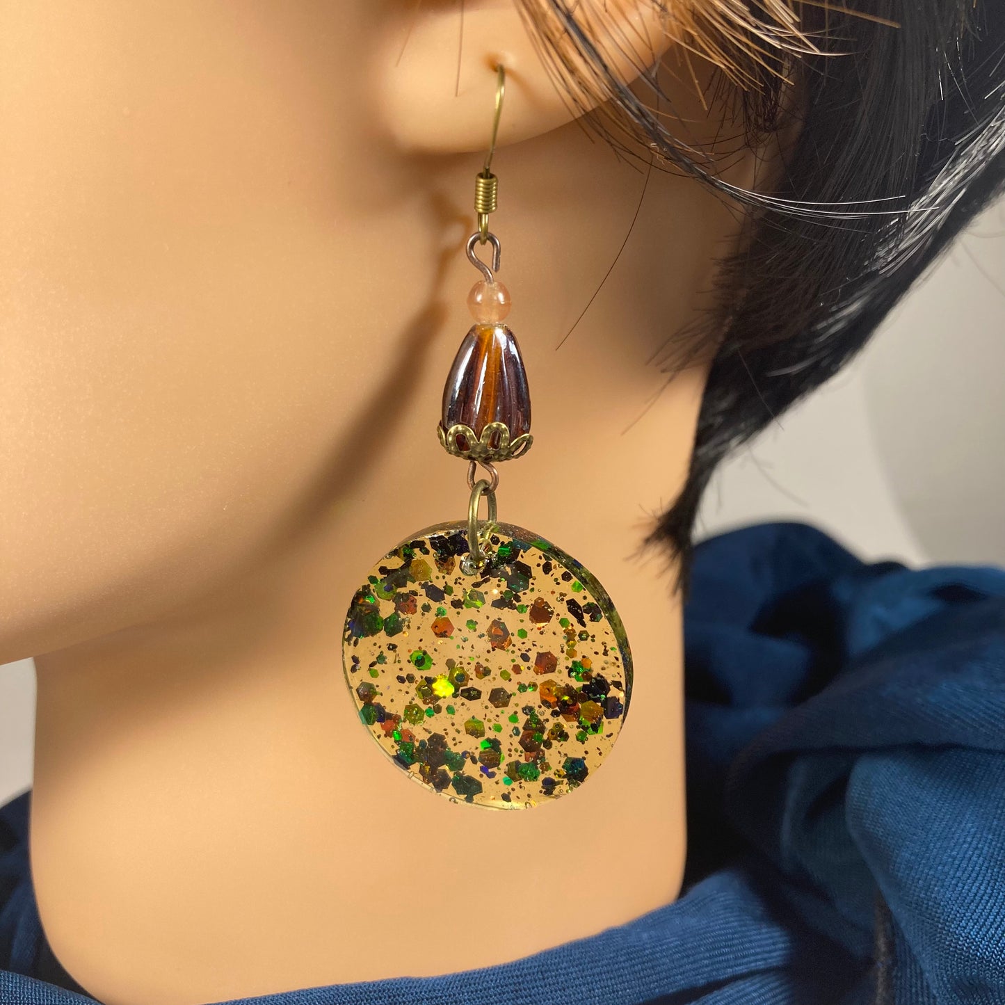 Statement earrings, fall vibes