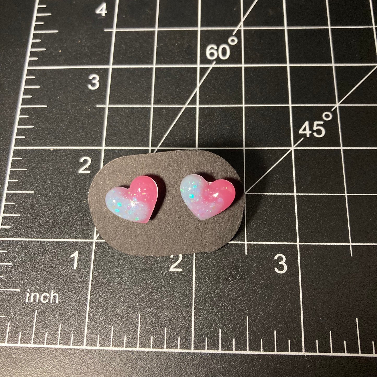 Heart stud earrings small pinks