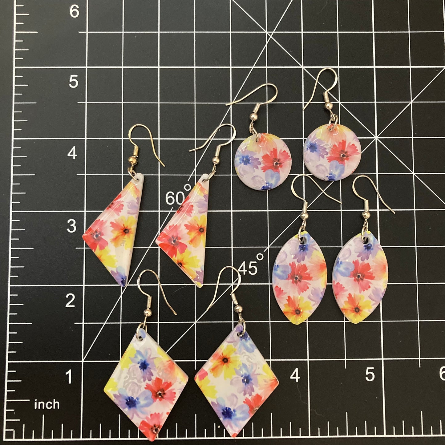 Floral drop earrings, white, red, yellow, blue