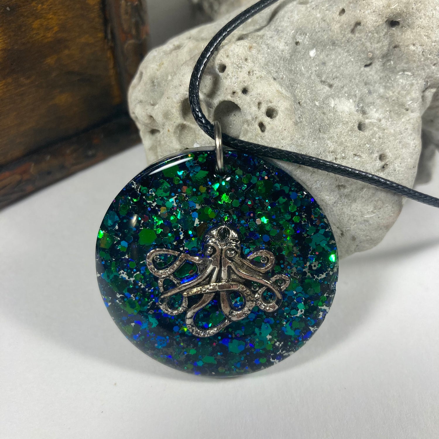 Pendants & Necklaces