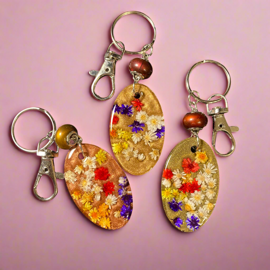 Keychain/bag charm, small real flowers