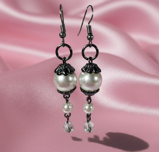 Pearls Earrings with dark silver embellishments