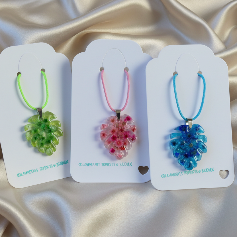 Real flowers Spring Necklace