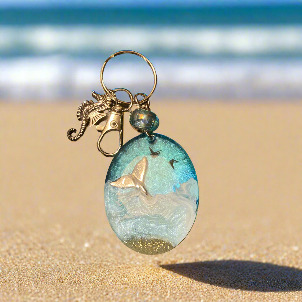 Keychain, bag charm, ocean, whale tail