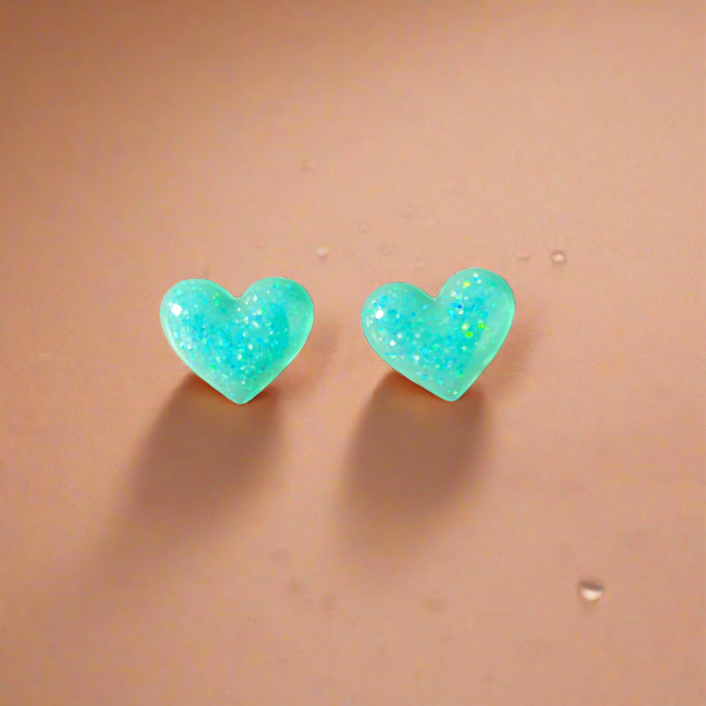 Heart stud earrings, small, blues
