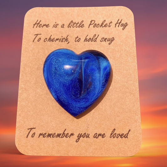 Pocket Hugs, blue