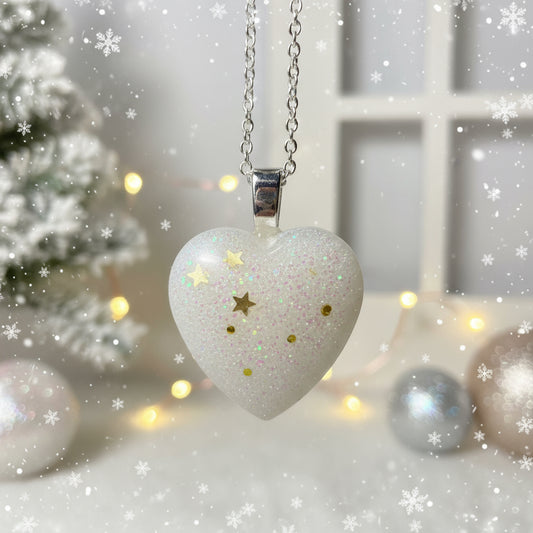 Heart pendant, white and gold