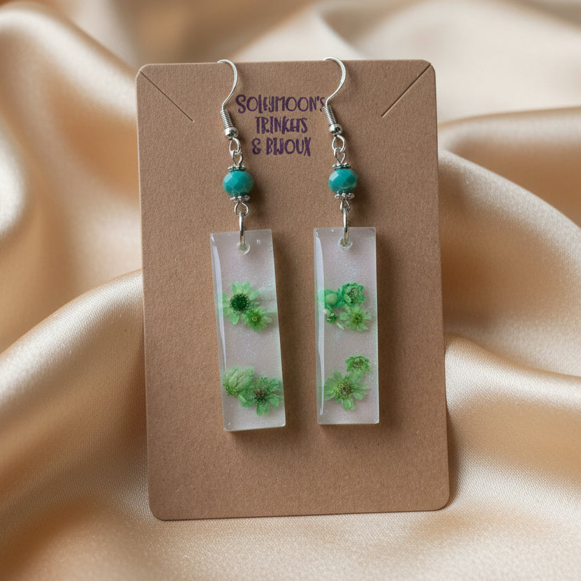 Floral dangle earrings, Green