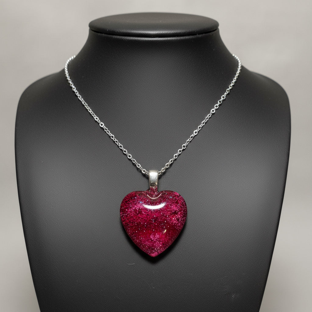 Heart pendant, red