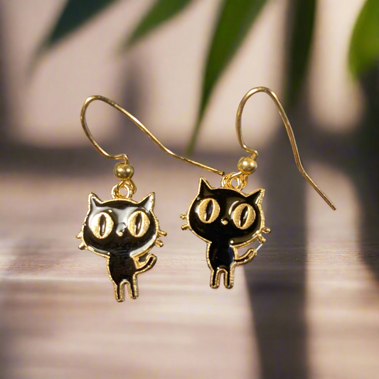 Big eyed cat earrings